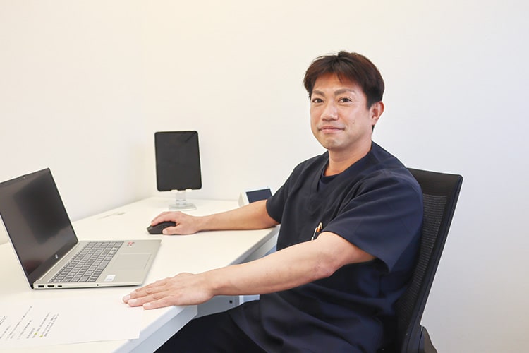 院長　都筑 賢太郎